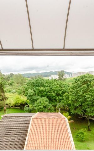 Casa para alugar com 350m², 3 quartos e 3 vagas Casa para alugar com 350m², 3 quartos e 3 vagasEscritório - Janela