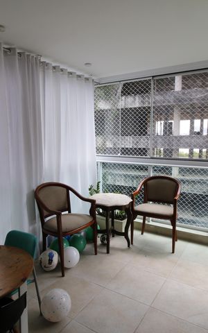 Apartamento para alugar com 98m², 3 quartos e 1 vagaVaranda