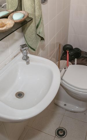 Apartamento à venda com 147m², 3 quartos e 2 vagas Apartamento à venda com 147m², 3 quartos e 2 vagasBanheiro de serviço