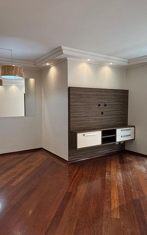 Apartamento para alugar com 90m², 3 quartos e 1 vaga Apartamento para alugar com 90m², 3 quartos e 1 vagaSala