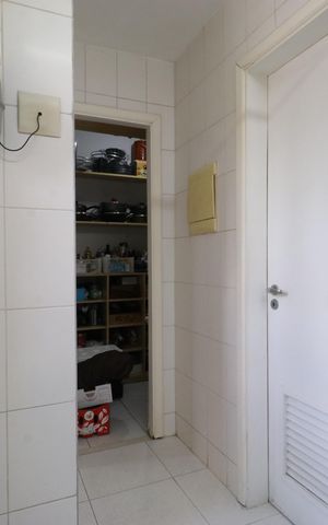 Apartamento à venda com 144m², 3 quartos e 3 vagasÁrea de serviço 