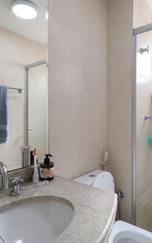 Apartamento à venda com 144m², 3 quartos e 3 vagasBanheiro da Suíte 2