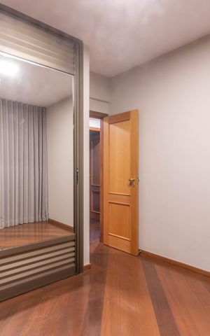 Apartamento à venda com 160m², 3 quartos e 4 vagas Apartamento à venda com 160m², 3 quartos e 4 vagasQuarto