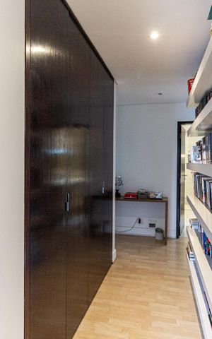 Apartamento à venda com 270m², 3 quartos e 4 vagas Apartamento à venda com 270m², 3 quartos e 4 vagasCorredor