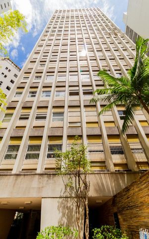 Apartamento à venda com 270m², 3 quartos e 4 vagasFachada