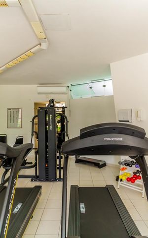 Apartamento à venda com 270m², 3 quartos e 4 vagasAcademia