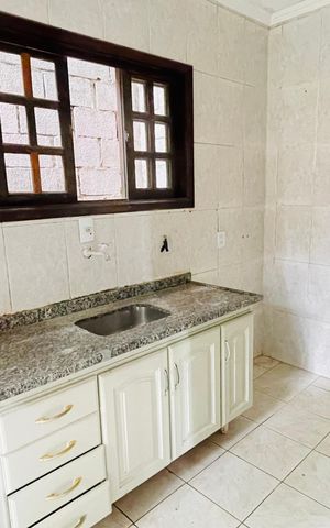 Casa para alugar com 200m², 2 quartos e 6 vagas Casa para alugar com 200m², 2 quartos e 6 vagasCozinha