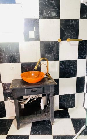 Casa para alugar com 200m², 2 quartos e 6 vagas Casa para alugar com 200m², 2 quartos e 6 vagasBanheiro