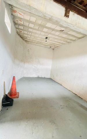Casa para alugar com 200m², 2 quartos e 6 vagas Casa para alugar com 200m², 2 quartos e 6 vagasGaragem