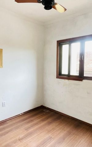 Casa para alugar com 200m², 2 quartos e 6 vagas Casa para alugar com 200m², 2 quartos e 6 vagasSala