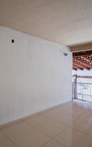 Casa para alugar com 172m², 2 quartos e 2 vagas Casa para alugar com 172m², 2 quartos e 2 vagasHall