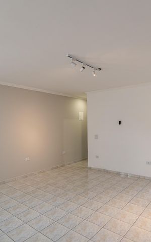Casa para alugar com 90m², 1 quarto e sem vagaSala