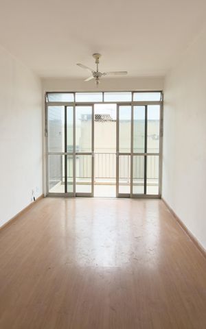 Apartamento para alugar com 72m², 3 quartos e 1 vagaSala