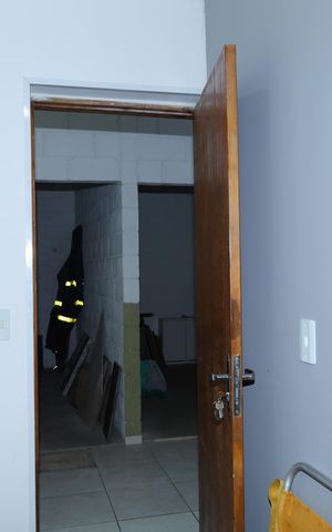 Casa de condomínio à venda com 72m², 2 quartos e 2 vagasDepósito