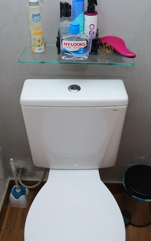 Casa de condomínio à venda com 72m², 2 quartos e 2 vagasBanheiro 3 - Lavabo