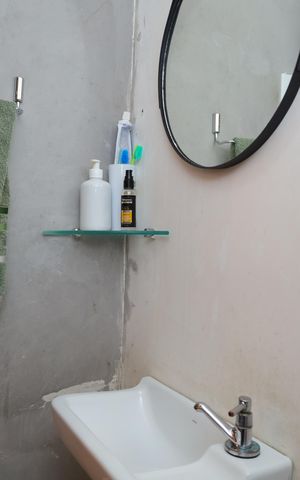 Casa de condomínio à venda com 72m², 2 quartos e 2 vagasBanheiro 3 - Lavabo