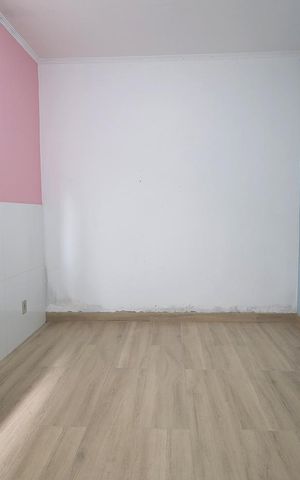 Casa à venda com 200m², 3 quartos e 2 vagas Casa à venda com 200m², 3 quartos e 2 vagasQuarto 1