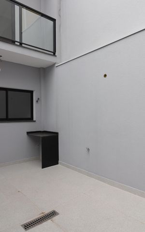 Casa à venda com 130m², 3 quartos e 2 vagasQuintal