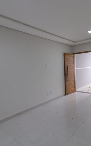 Casa à venda com 130m², 3 quartos e 2 vagasSala