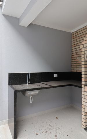 Casa à venda com 130m², 3 quartos e 2 vagasÁrea de Serviço