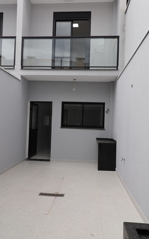 Casa à venda com 130m², 3 quartos e 2 vagasQuintal