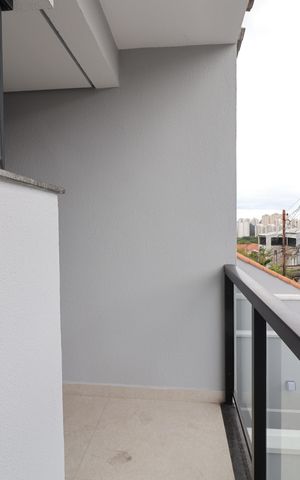 Casa à venda com 130m², 3 quartos e 2 vagasVaranda