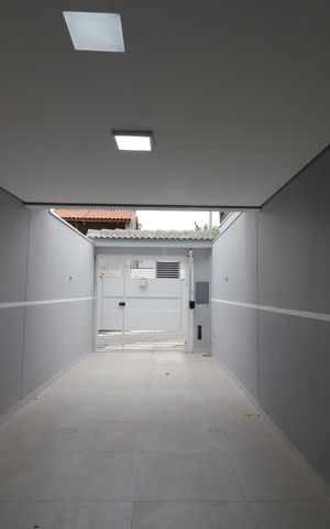 Casa à venda com 130m², 3 quartos e 2 vagasSala - vista