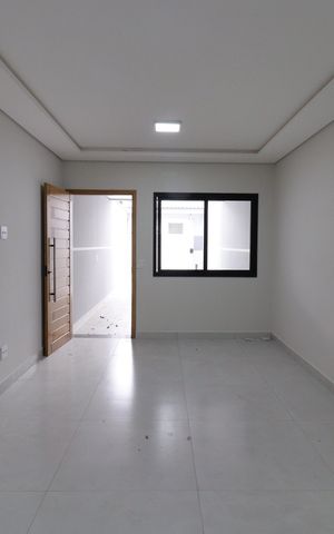 Casa à venda com 130m², 3 quartos e 2 vagasSala