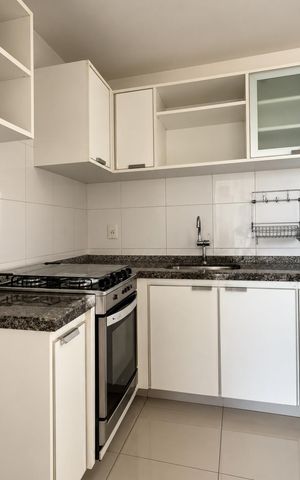 Apartamento à venda com 90m², 3 quartos e 2 vagas Apartamento à venda com 90m², 3 quartos e 2 vagasCozinha