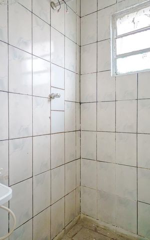 Casa para alugar com 45m², 1 quarto e 1 vaga Casa para alugar com 45m², 1 quarto e 1 vagaBanheiro