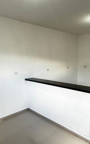 Casa para alugar com 50m², 2 quartos e 1 vaga Casa para alugar com 50m², 2 quartos e 1 vagaSala - Cozinha