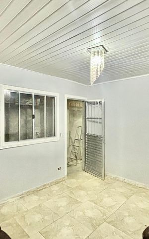 Casa para alugar com 55m², 1 quarto e sem vaga Casa para alugar com 55m², 1 quarto e sem vagaSala