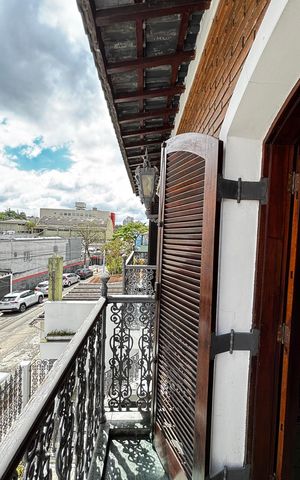 Apartamento para alugar com 350m², 3 quartos e 3 vagas Apartamento para alugar com 350m², 3 quartos e 3 vagasQuarto 2 Varanda