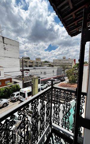 Apartamento para alugar com 350m², 3 quartos e 3 vagas Apartamento para alugar com 350m², 3 quartos e 3 vagasQuarto 1 Varanda
