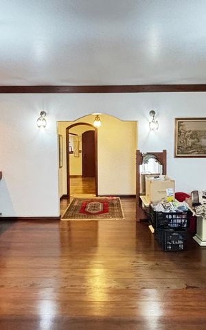 Apartamento para alugar com 350m², 3 quartos e 3 vagas Apartamento para alugar com 350m², 3 quartos e 3 vagasSala