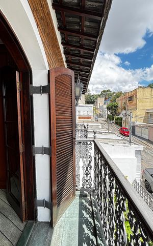Apartamento para alugar com 350m², 3 quartos e 3 vagas Apartamento para alugar com 350m², 3 quartos e 3 vagasQuarto 1 Varanda