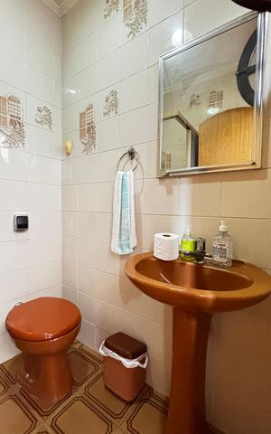 Apartamento para alugar com 350m², 3 quartos e 3 vagas Apartamento para alugar com 350m², 3 quartos e 3 vagasQuintal - Banheiro