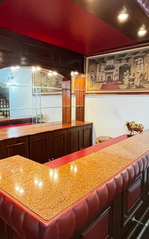 Apartamento para alugar com 350m², 3 quartos e 3 vagas Apartamento para alugar com 350m², 3 quartos e 3 vagasSala