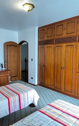 Apartamento para alugar com 350m², 3 quartos e 3 vagas Apartamento para alugar com 350m², 3 quartos e 3 vagasQuarto 1