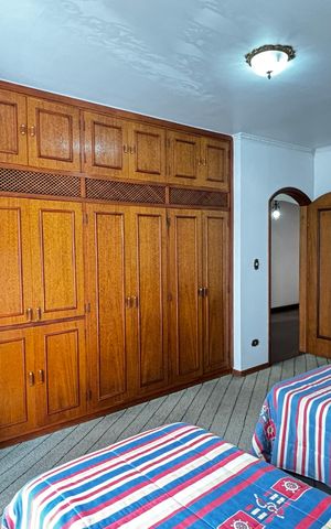 Apartamento para alugar com 350m², 3 quartos e 3 vagas Apartamento para alugar com 350m², 3 quartos e 3 vagasQuarto 2