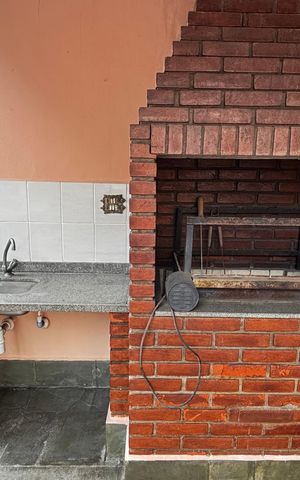 Apartamento para alugar com 350m², 3 quartos e 3 vagas Apartamento para alugar com 350m², 3 quartos e 3 vagasChurrasqueira