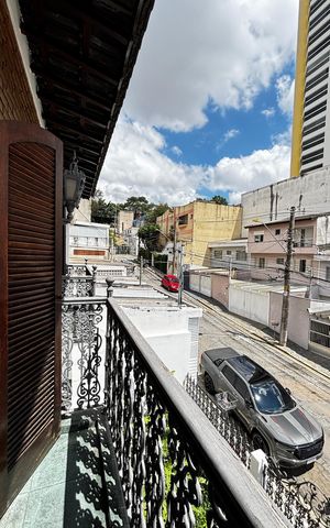 Apartamento para alugar com 350m², 3 quartos e 3 vagas Apartamento para alugar com 350m², 3 quartos e 3 vagasQuarto 1 Varanda