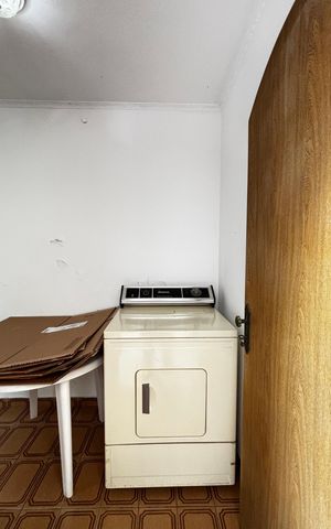 Apartamento para alugar com 350m², 3 quartos e 3 vagas Apartamento para alugar com 350m², 3 quartos e 3 vagasQuintal - Despensa