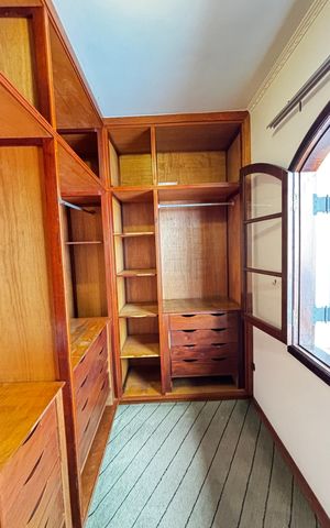 Apartamento para alugar com 350m², 3 quartos e 3 vagas Apartamento para alugar com 350m², 3 quartos e 3 vagasSuite Closet
