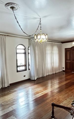 Apartamento para alugar com 350m², 3 quartos e 3 vagas Apartamento para alugar com 350m², 3 quartos e 3 vagasSala