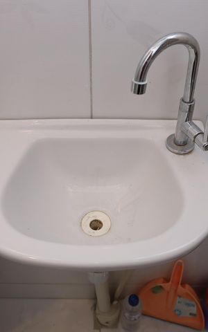 Apartamento para alugar com 32m², 2 quartos e sem vagaBanheiro