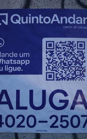 Apartamento para alugar com 32m², 2 quartos e sem vagaPlaca GRANDE instalada na fachada do condomínio, dia 20/10/2026 - Código da placa:  EWTB-3365