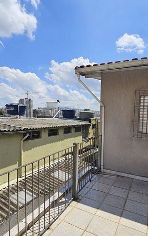 Casa para alugar com 150m², 3 quartos e 4 vagas Casa para alugar com 150m², 3 quartos e 4 vagasVaranda