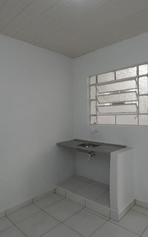 Casa para alugar com 200m², 4 quartos e 4 vagasCozinha