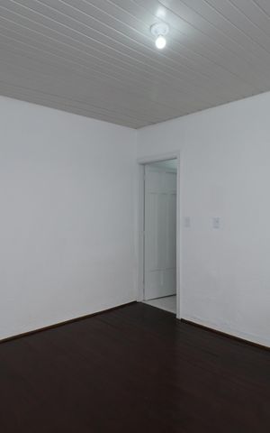 Casa para alugar com 200m², 4 quartos e 4 vagasSala